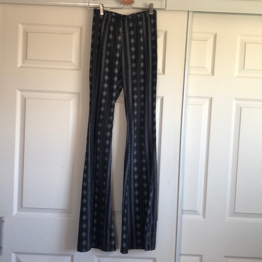 Wide leg pants